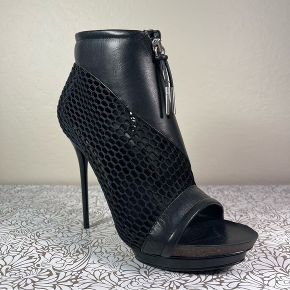 L.A.M.B. Platforms Stiletto Heels Net and leather materials - Picture 2 of 14